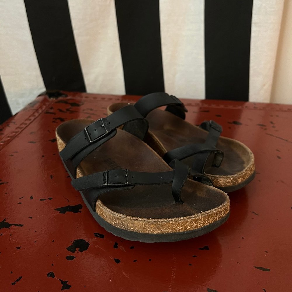 Black Mayari Birkenstocks